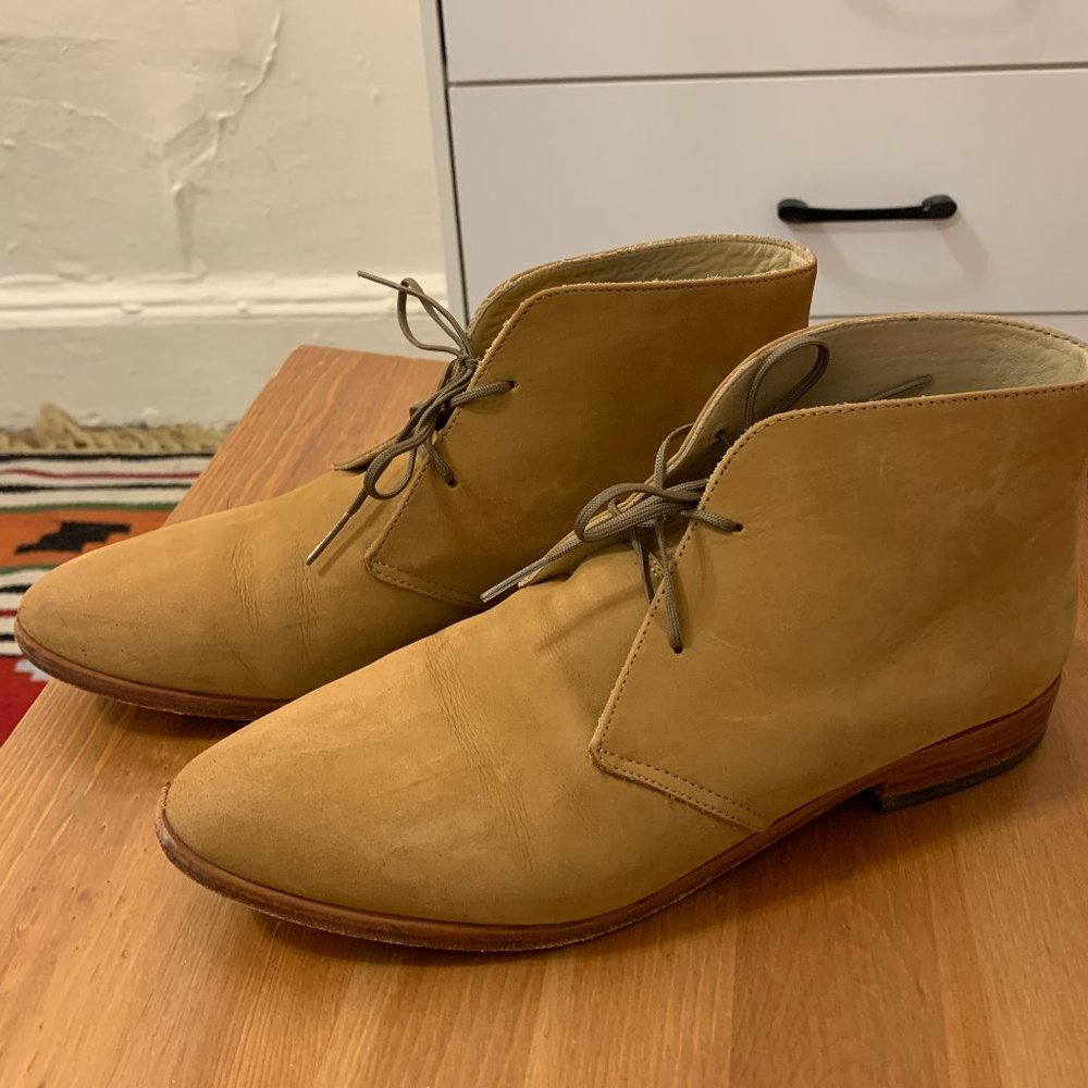 Nisolo lace up ankle boot suede Size 9.5